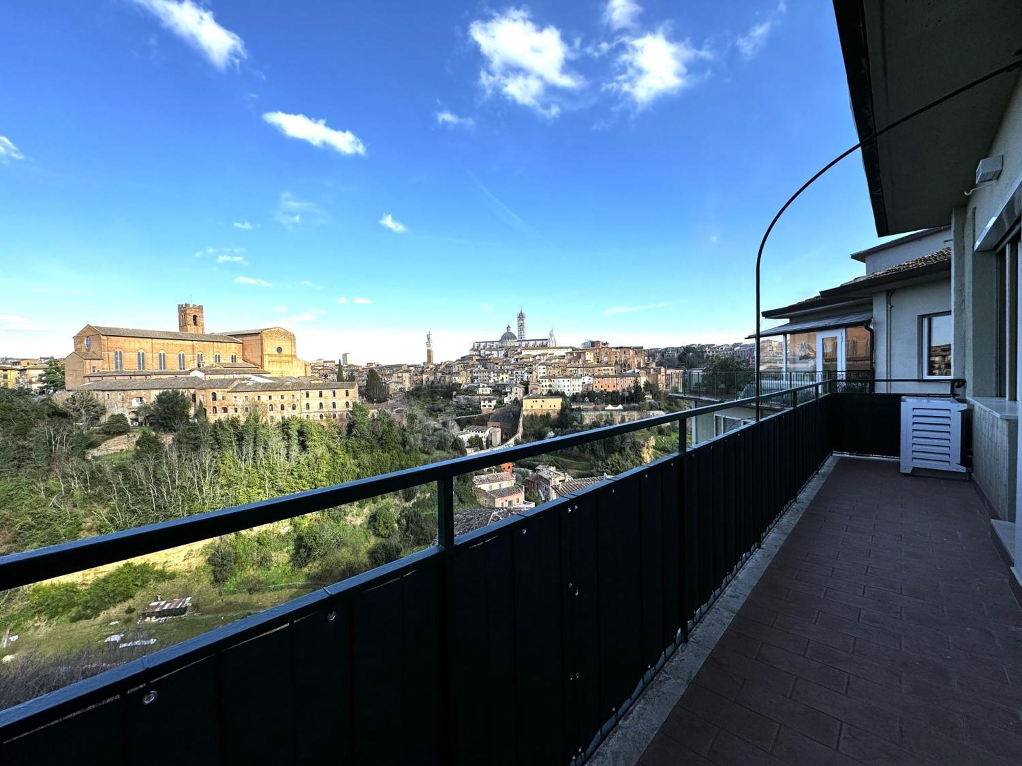 Skyline Siena Appartement Buitenkant foto