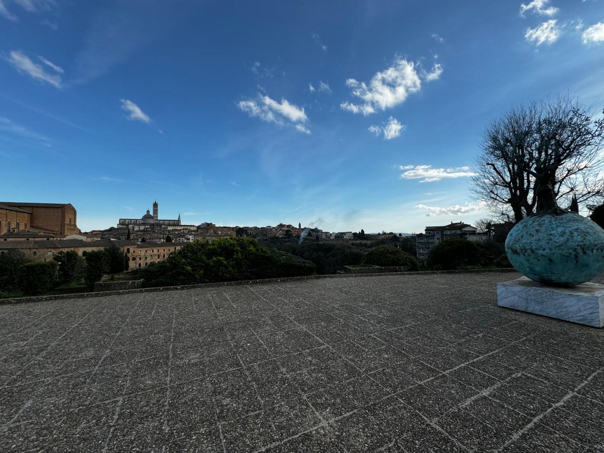 Skyline Siena Appartement Buitenkant foto